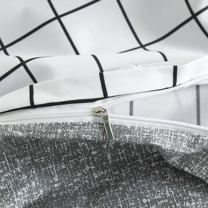 Minimalist Grid Bedding Set