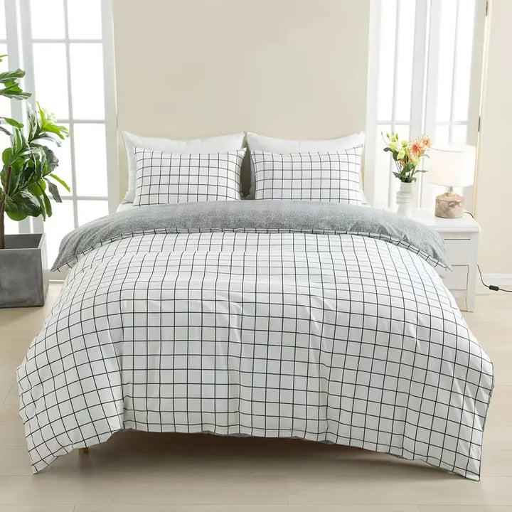 Minimalist Grid Bedding Set